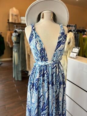 12th Tribe Blue Paisley Plunge V-Neck Maxi Dress